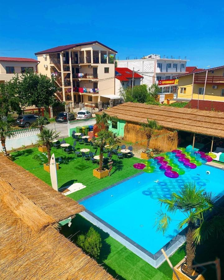 Casa Barbie Costinesti Hostel Екстериор снимка