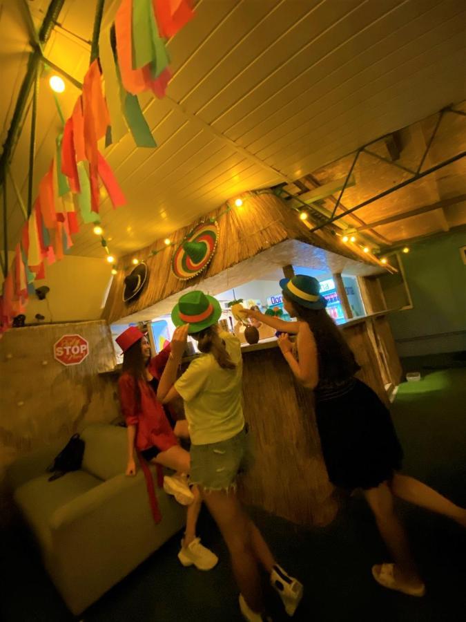 Casa Barbie Costinesti Hostel Екстериор снимка