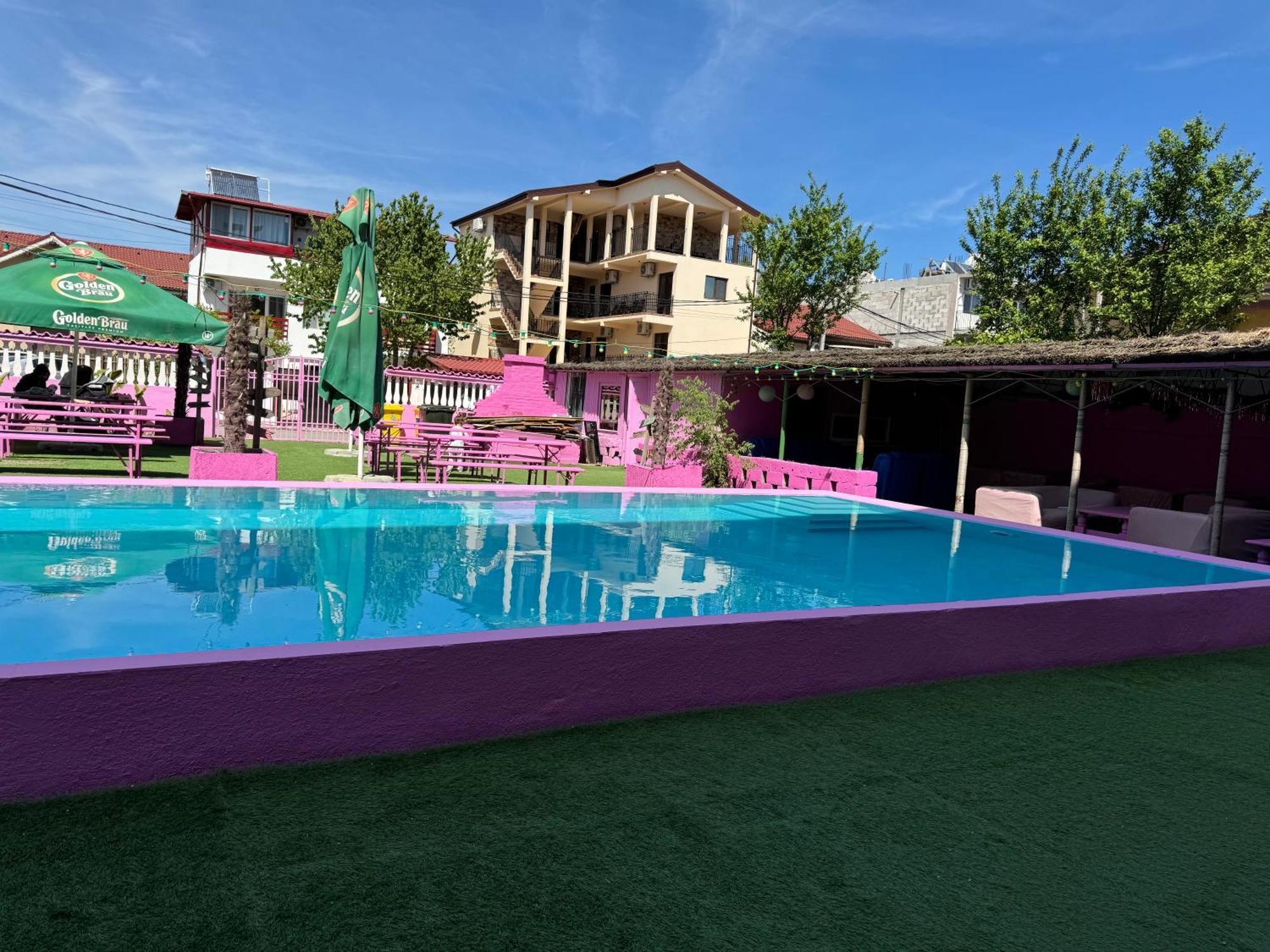 Casa Barbie Costinesti Hostel Екстериор снимка