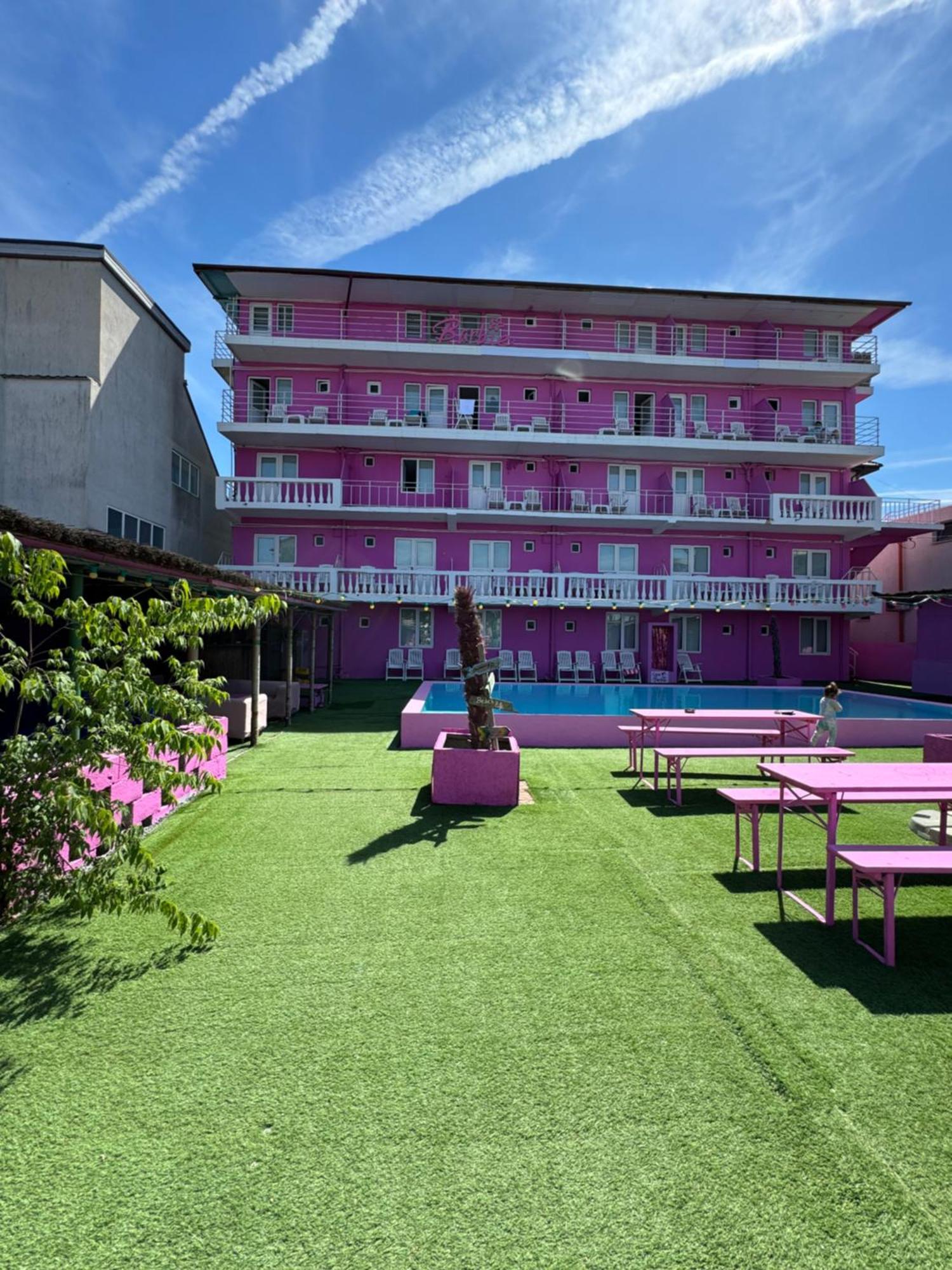 Casa Barbie Costinesti Hostel Екстериор снимка