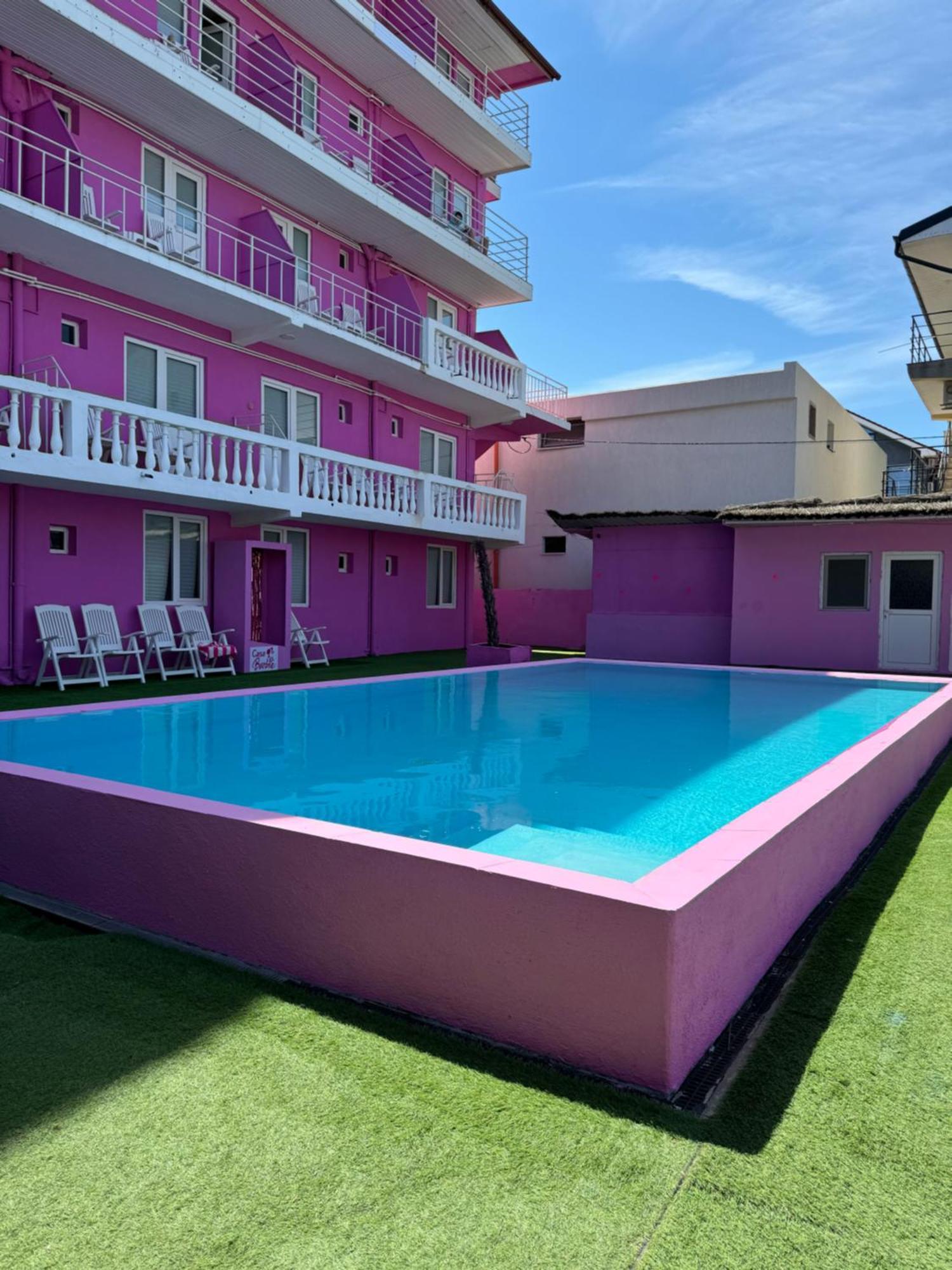 Casa Barbie Costinesti Hostel Екстериор снимка