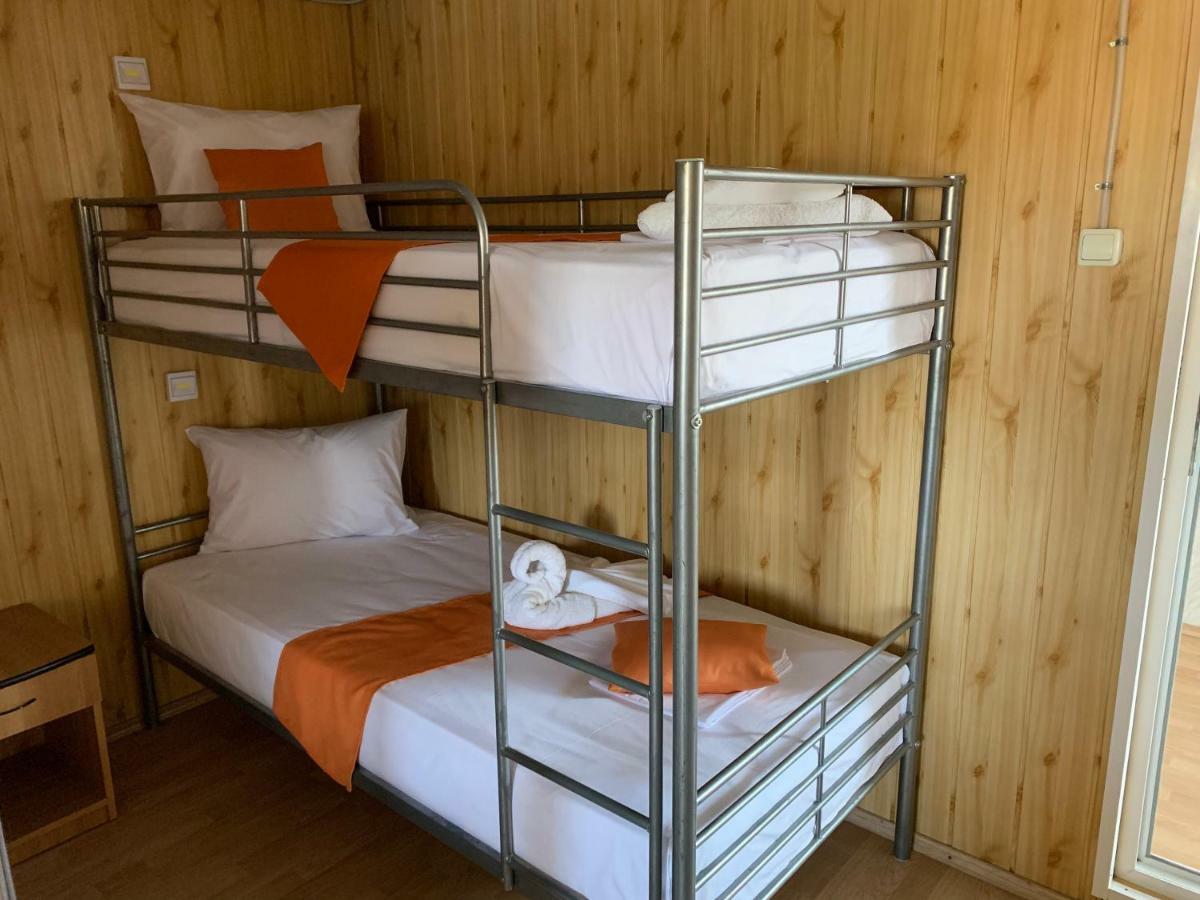 Casa Barbie Costinesti Hostel Екстериор снимка