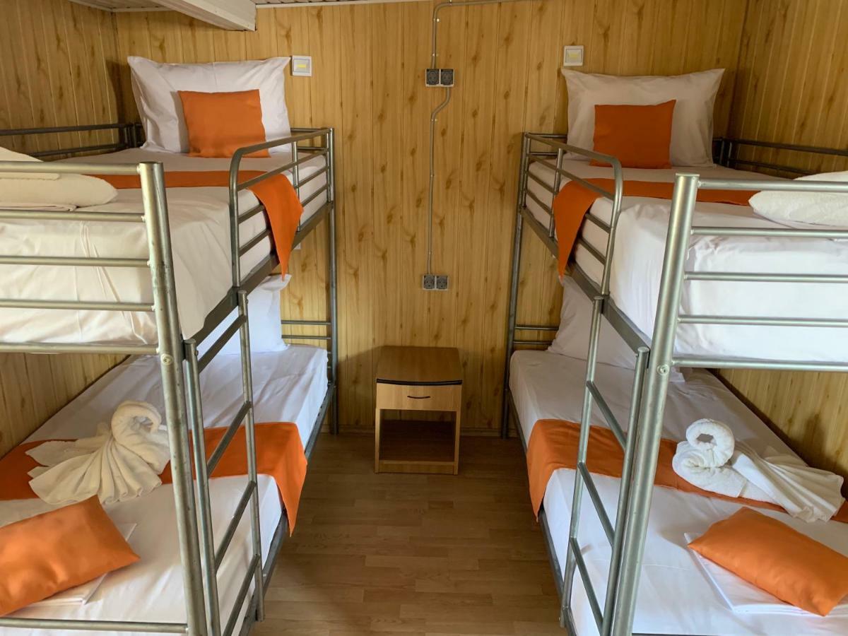 Casa Barbie Costinesti Hostel Екстериор снимка